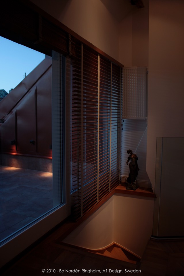 Belysning-trappa-persienn-altan-skjutdörr-ljusdesign-LED